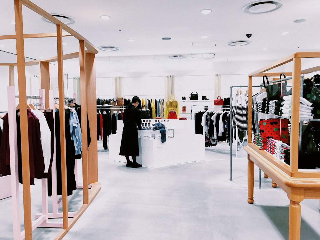 Shop-Decke
